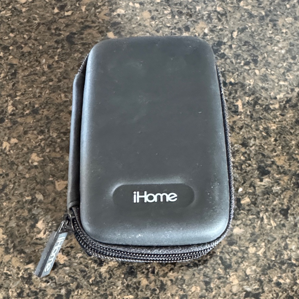 iHome portable speaker for IPod